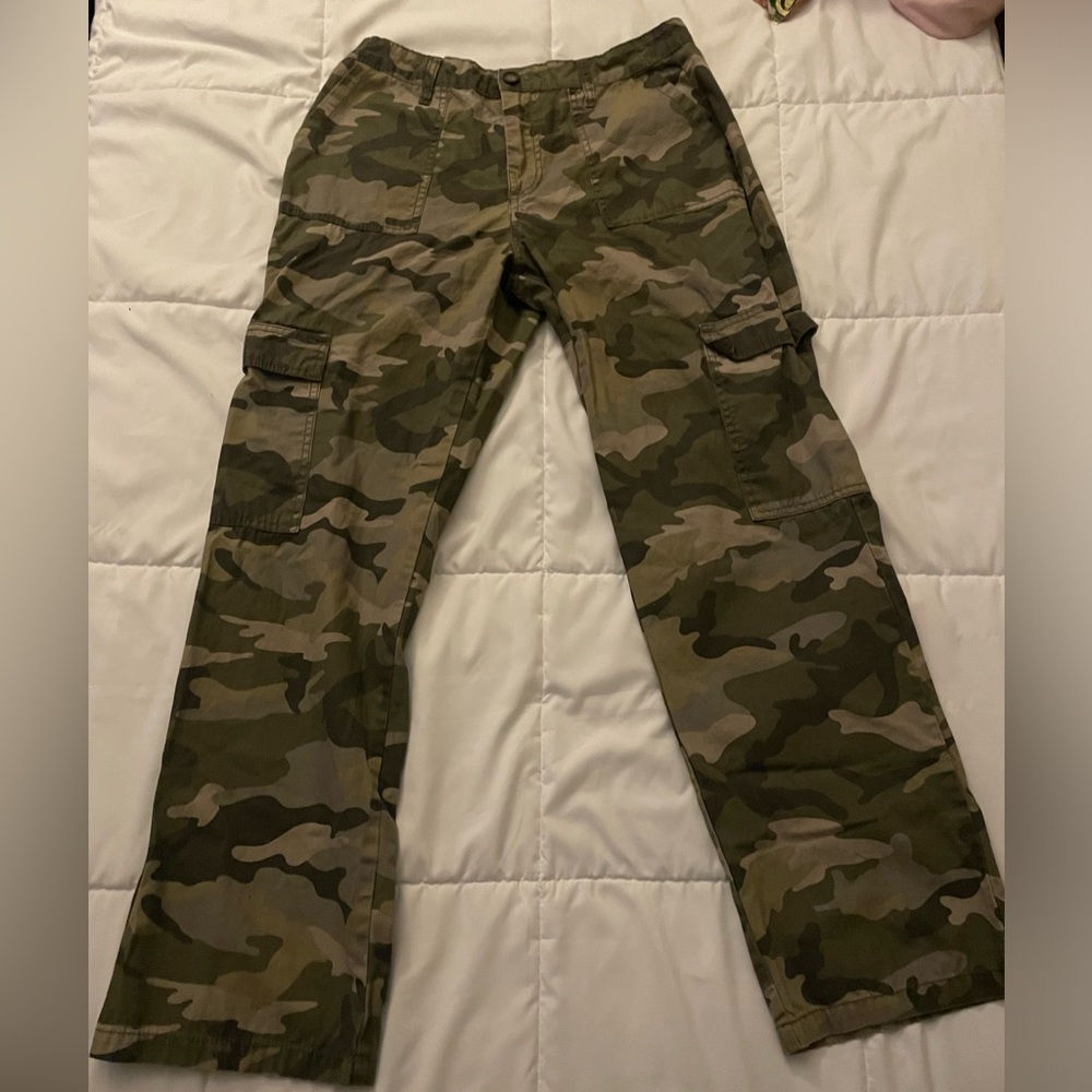 forever 21 camo cargo pants
